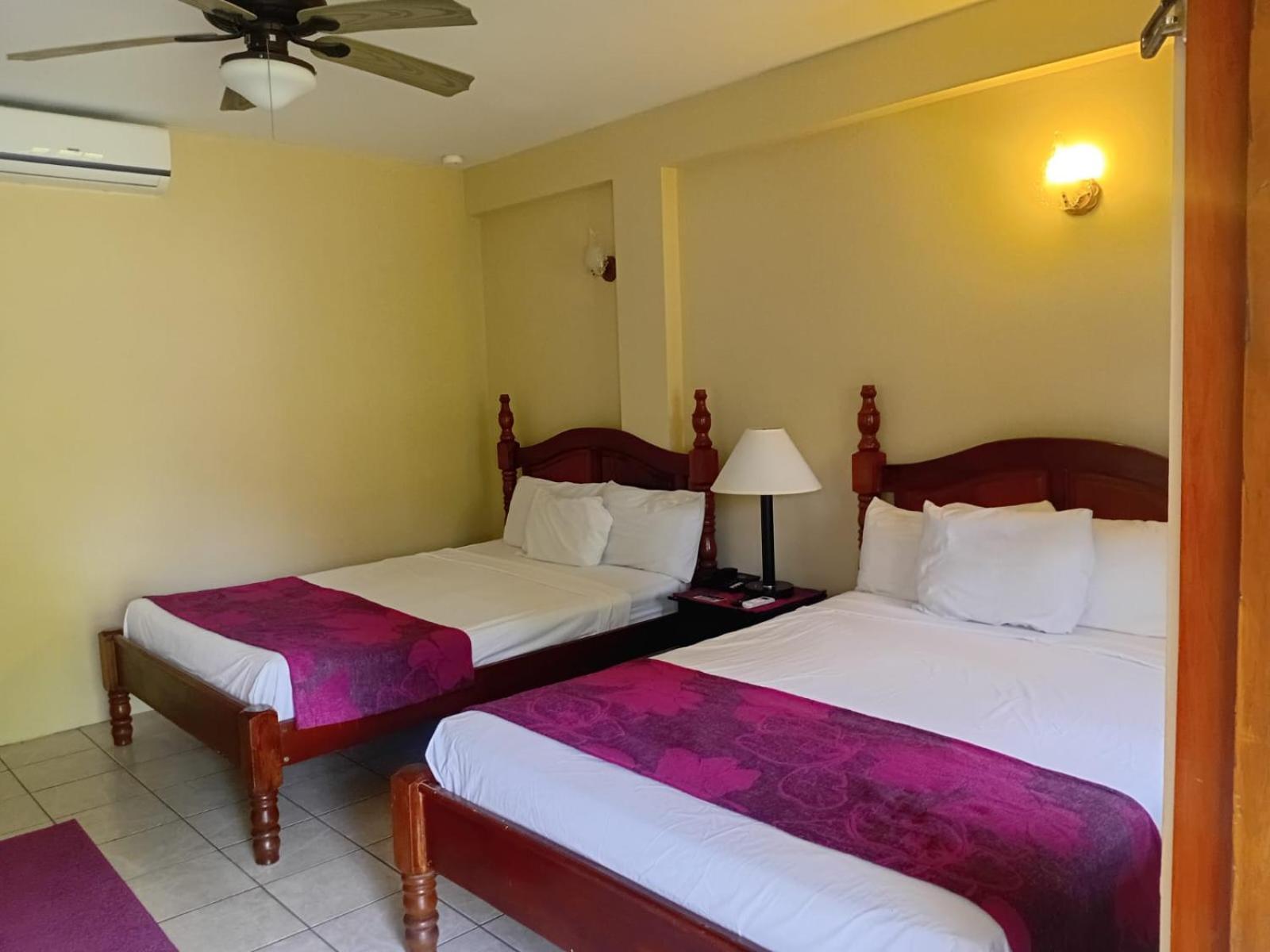 Black Orchid Resort Burrell Boom Exteriör bild